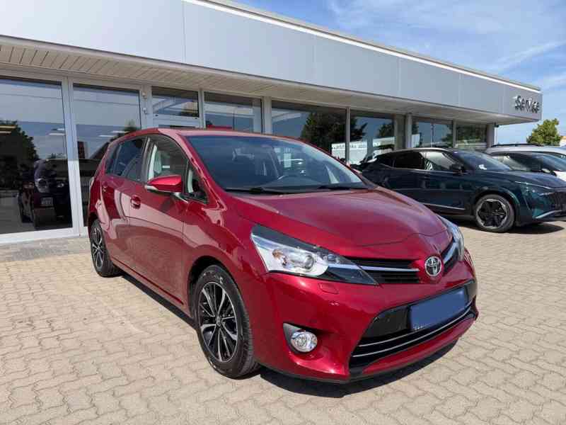 Toyota Verso 1.8i Edition S+ benzín 108kw - foto 24