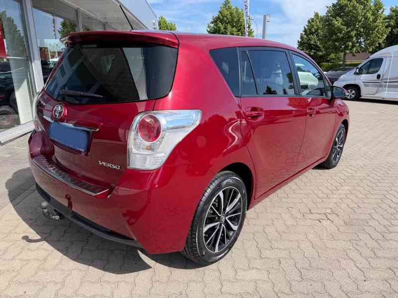 Toyota Verso 1.8i Edition S+ benzín 108kw - foto 17