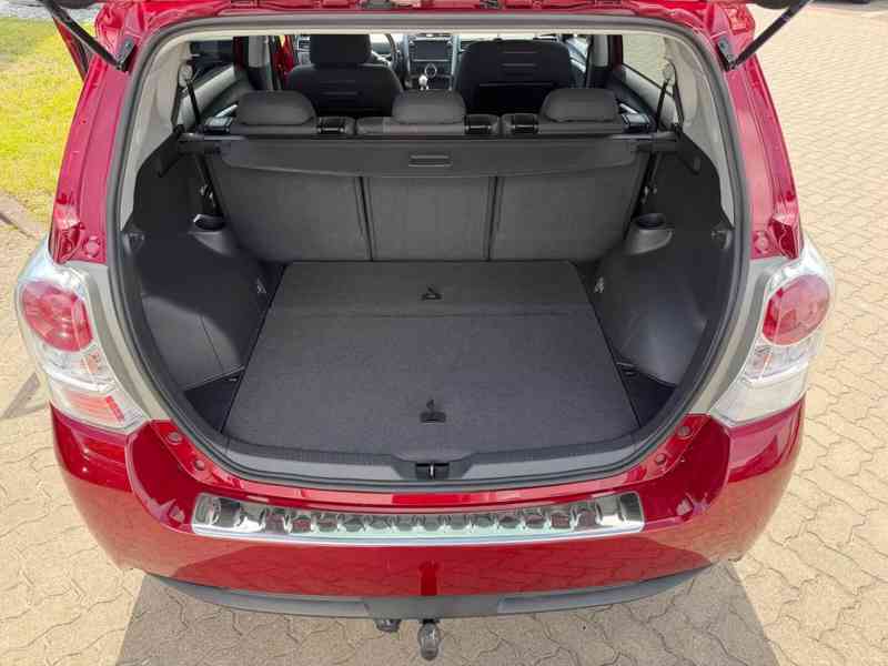 Toyota Verso 1.8i Edition S+ benzín 108kw - foto 30