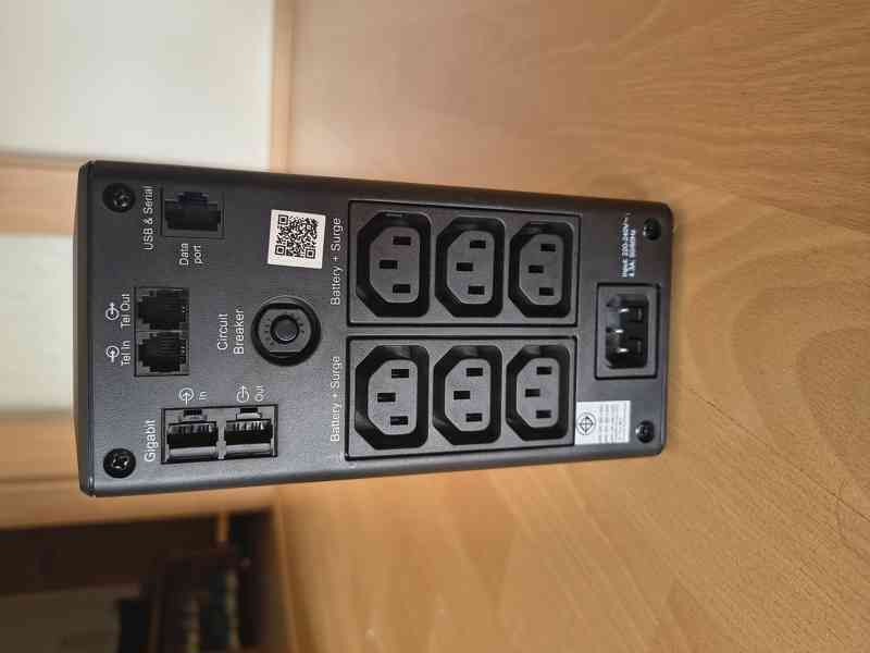 APC Back UPS BR650MI - foto 3