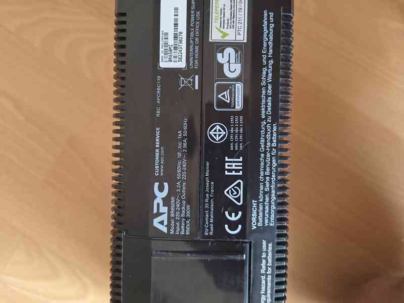 APC Back UPS BR650MI - foto 2