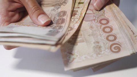 FINANČNÍ SLUŽBY PRO KAŽDÉHO:   - foto 3