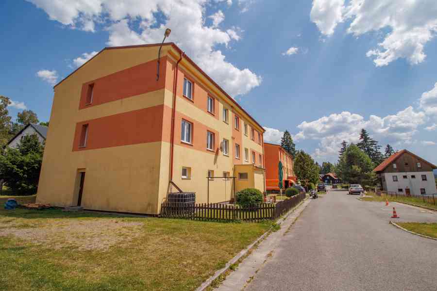 Prodej bezbariérového bytu 3+kk s garáží, Šumava – Srní - foto 2