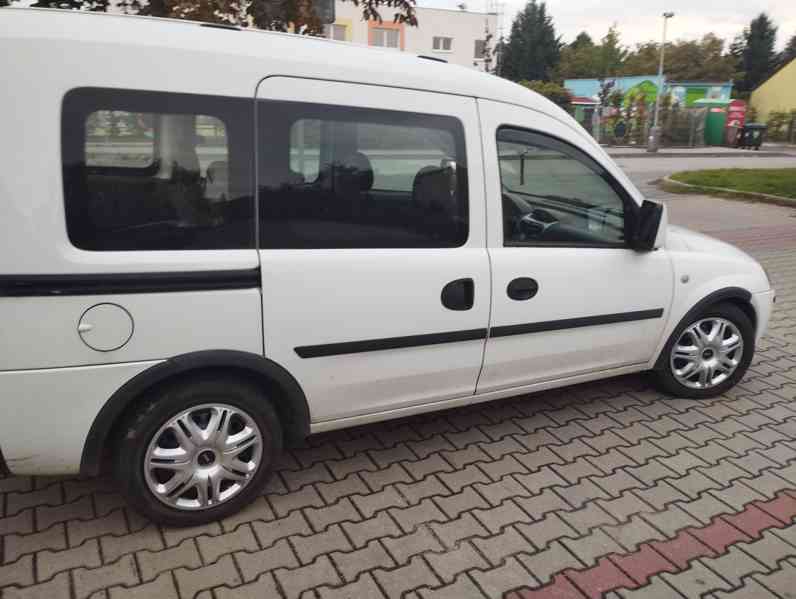 Opel Combo 1.3 CDTI Tour - foto 3