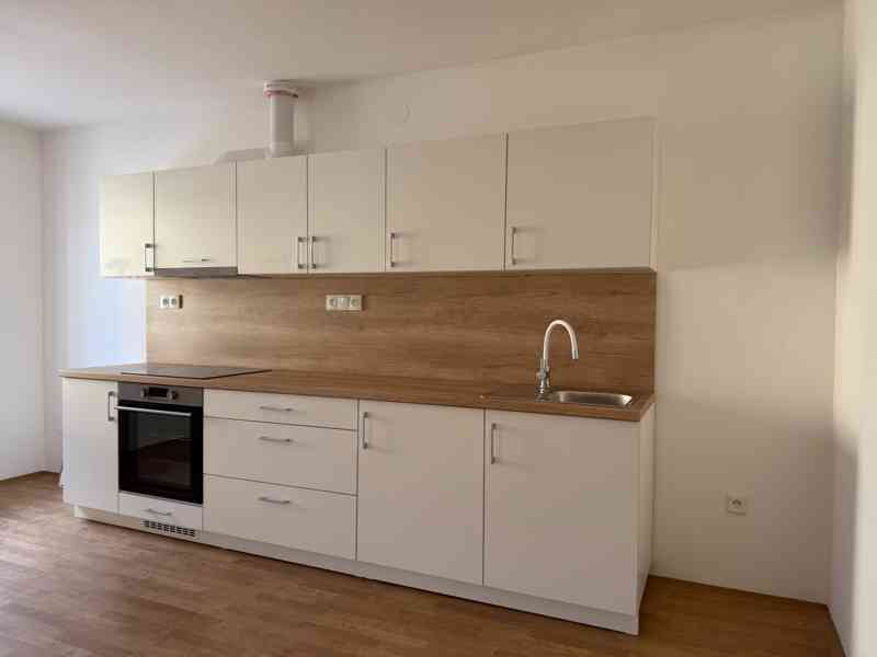 Pronájem bytu 2+kk - foto 3