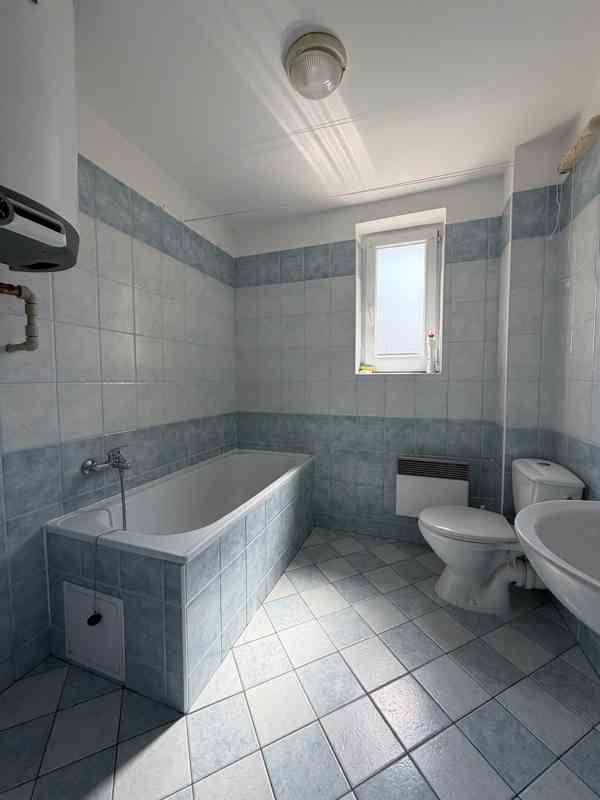 Pronájem bytu 2+kk - foto 6