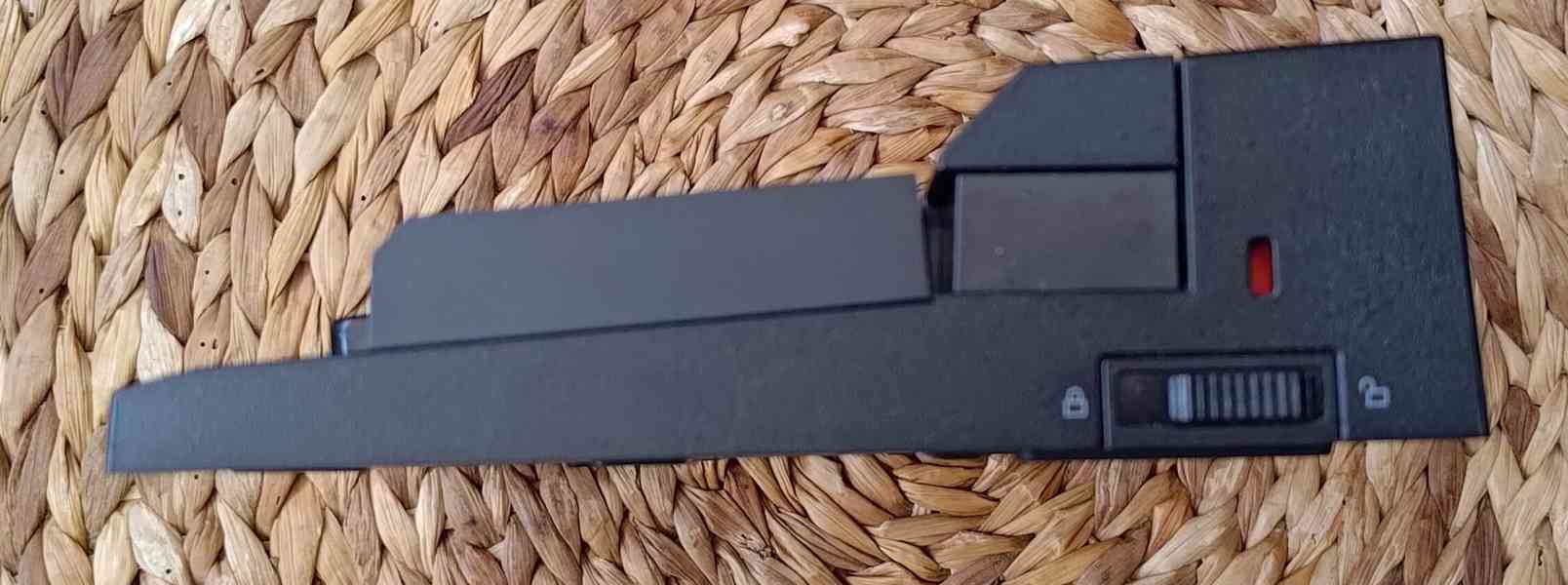 prodam DELL Latitude E5550 + docking station PR03X - foto 6