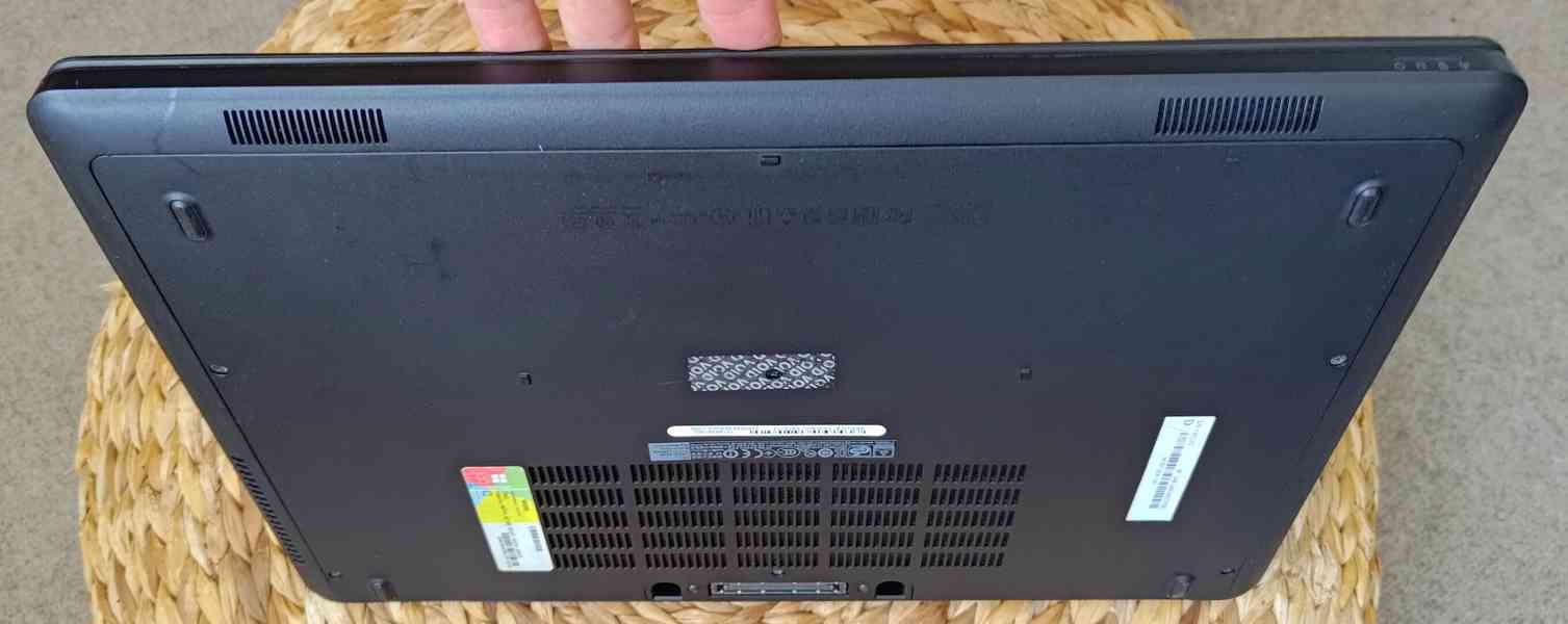 prodam DELL Latitude E5550 + docking station PR03X - foto 17