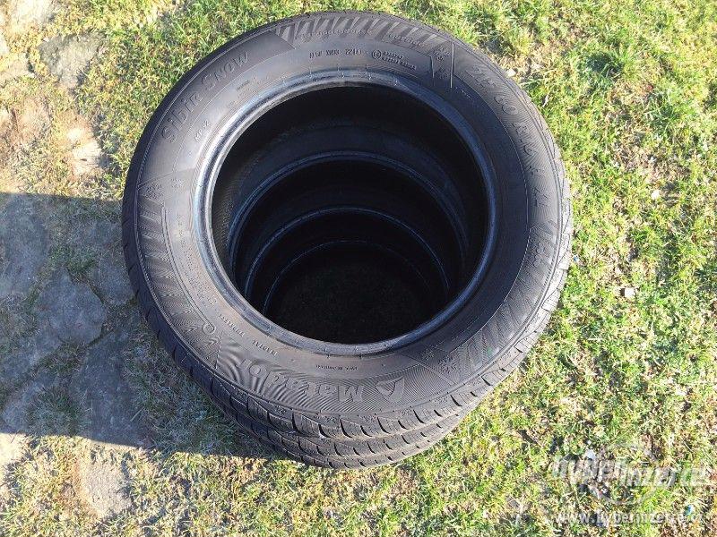 Zimní pneu MATADOR, 215/60 R16 H XL - foto 1