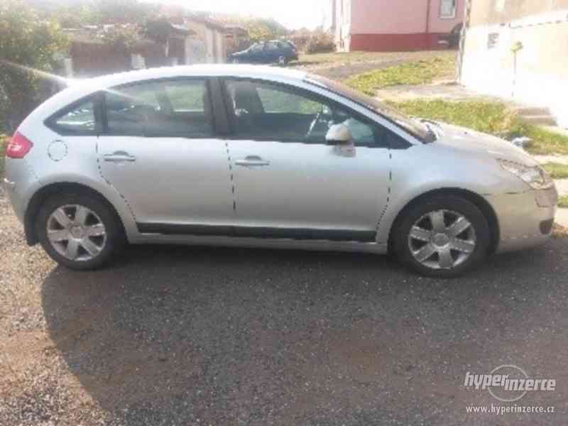 Citroen C4 1,6 16V benzín 80 kW /110 k - foto 8