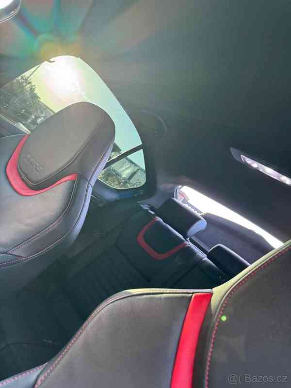 Škoda Octavia 2,0   3 rs tsi - foto 20