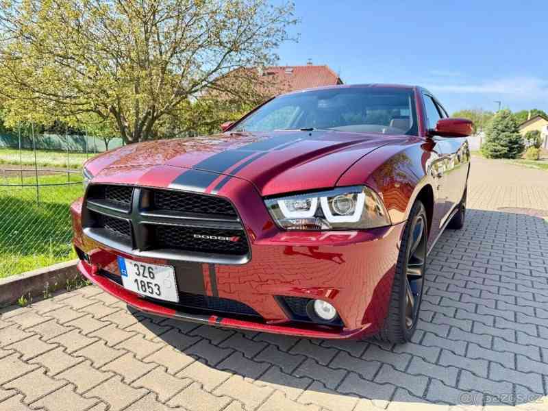 Dodge Charger 3,6 SXT 3,6L Pentastar 100th anniv - foto 3