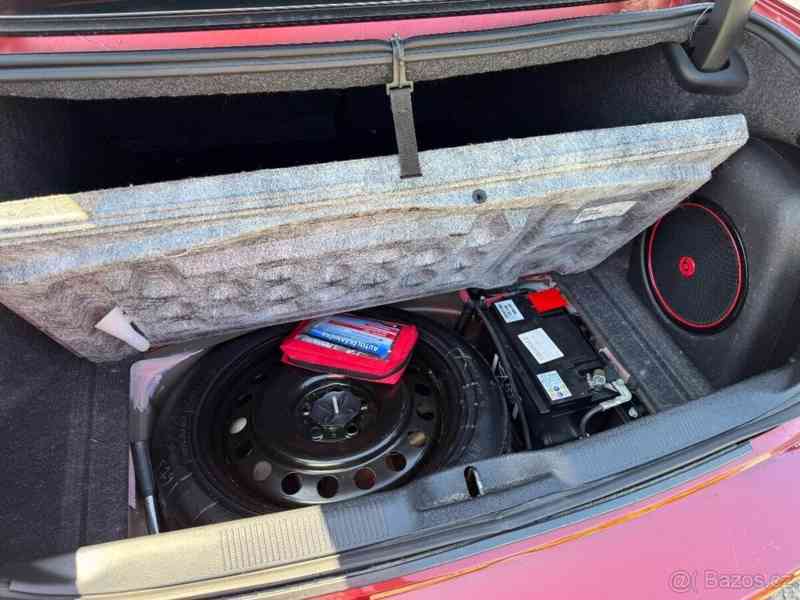 Dodge Charger 3,6 SXT 3,6L Pentastar 100th anniv - foto 6