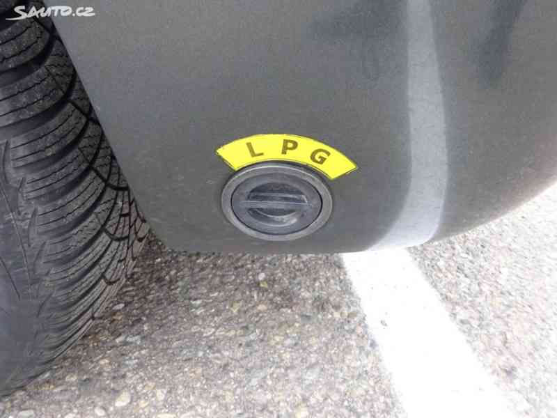 Peugeot 207 1.6i+ LPG SW Combi r.v.2008 STK:9/2026 - foto 19