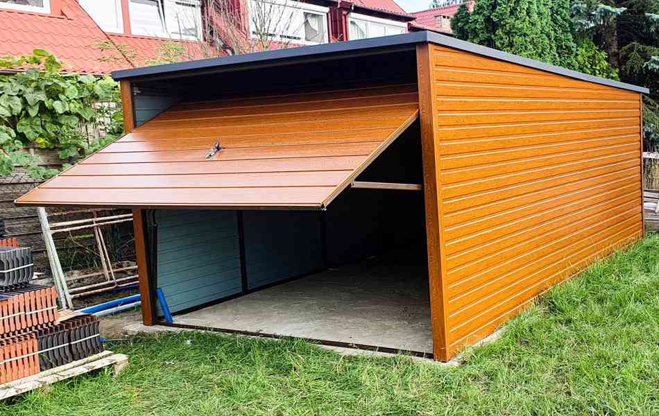 Plechová garáž 3m x 5m  spád dozadu, výklopná vrata - TS213 - foto 2