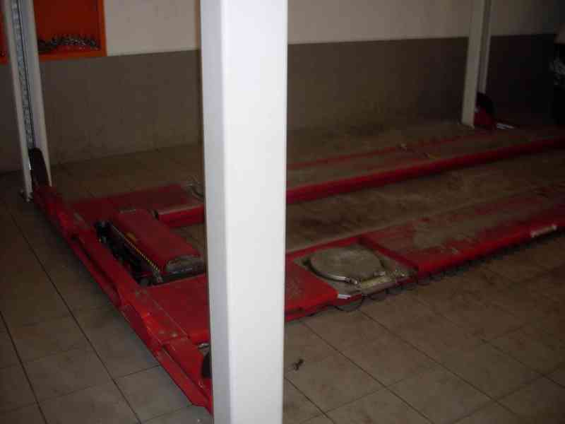 ZVEDÁK ČTYŘSLOUPOVÝ STENHOJ 4000kg - - foto 2