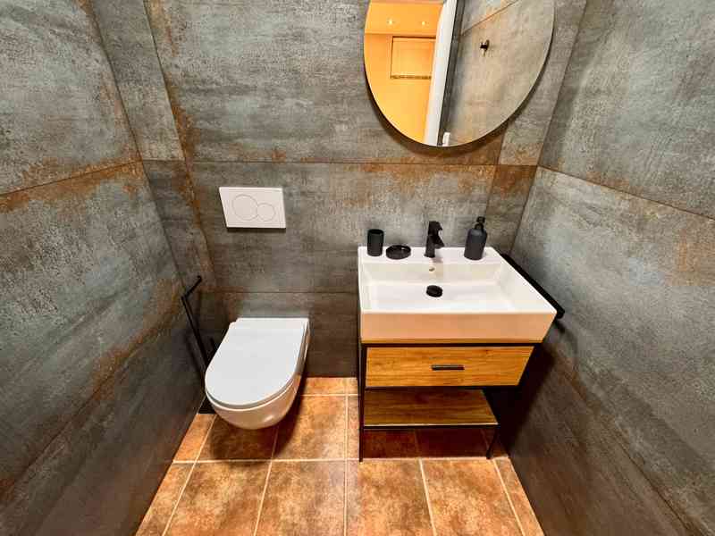 Pronájem luxusní kanceláře v Roztokách u Prahy - foto 9