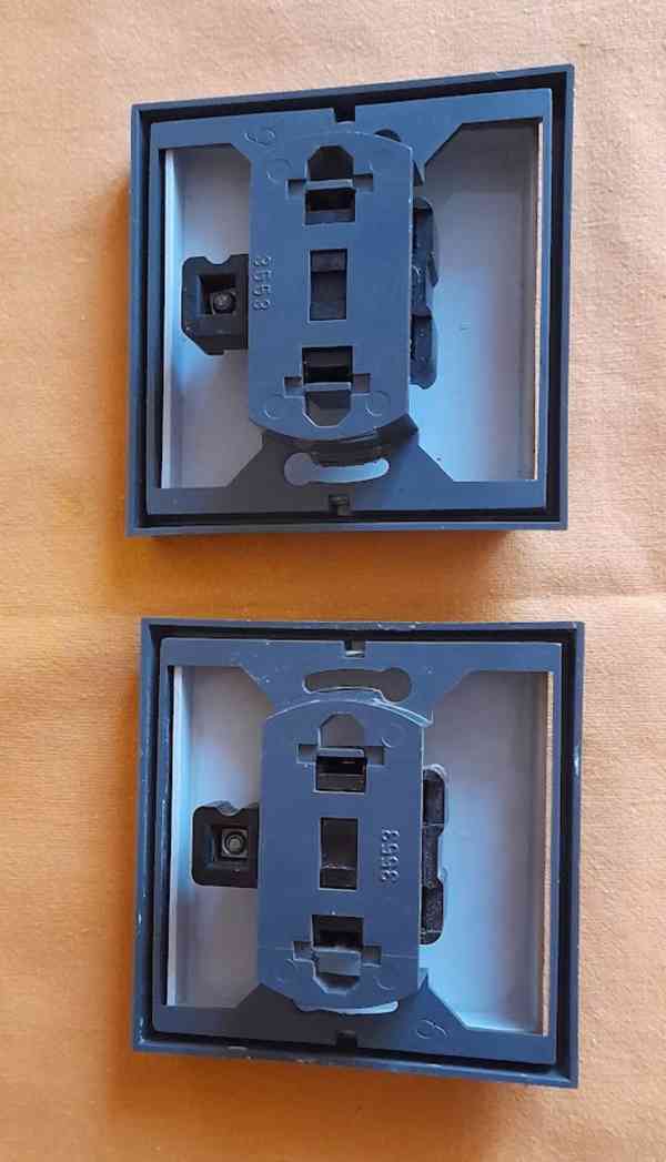 zásuvky a vypínače - foto 6