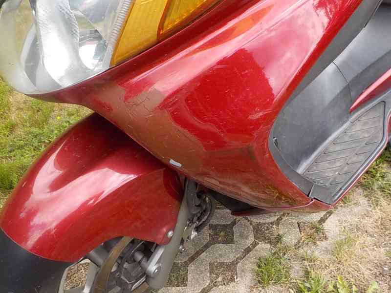 Suzuki Burgman 400 K429 – 24 kW – r. v. 2005 - foto 12