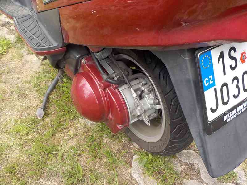 Suzuki Burgman 400 K429 – 24 kW – r. v. 2005 - foto 8