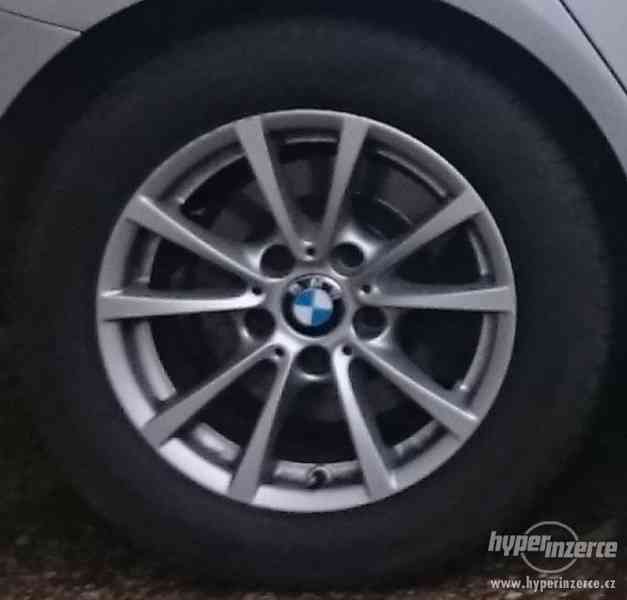 zimní BMW kola 7x16 205/60 R16 - foto 3