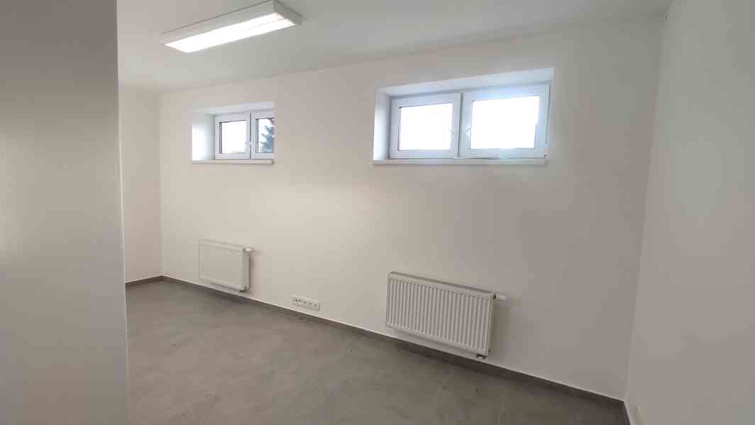 K pronájmu nové komerční prostory v Hevlíně - foto 3