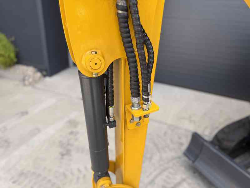 MINIBAGR SHANTUI SE17SR - 1,8t, motor Kubota, Euro 5 - foto 5