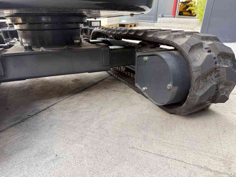 MINIBAGR SHANTUI SE17SR - 1,8t, motor Kubota, Euro 5 - foto 12