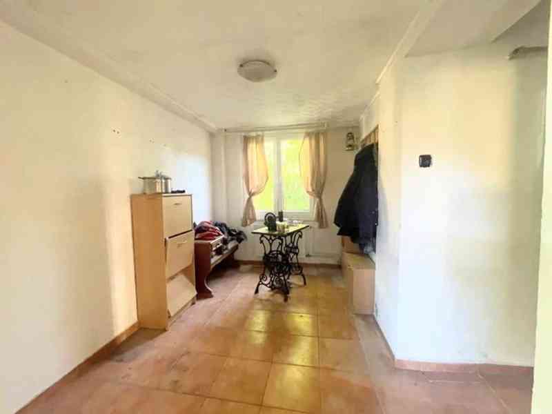 Prodej domu se zahradou, 1 595 m² - Brniště - Velký Grunov - foto 8