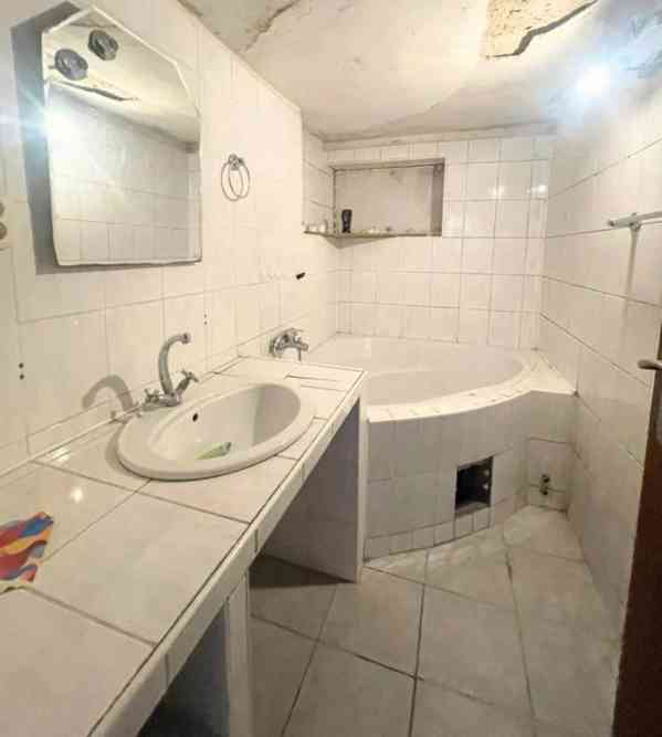 Prodej domu se zahradou, 1 595 m² - Brniště - Velký Grunov - foto 11