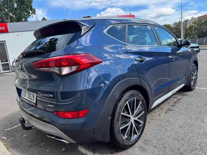 Hyundai Tucson 2,0 - foto 2