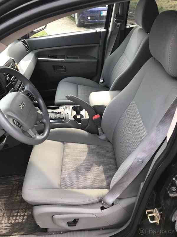 Jeep Grand Cherokee 3,0   CRD Laredo a tažné - foto 5