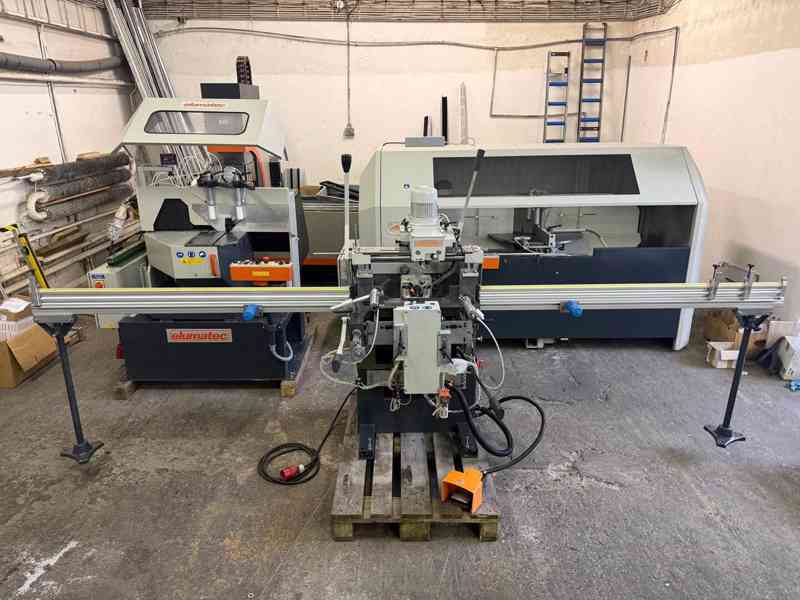 elumatec KF 178 Třívřetenová kopírovací fréza  - foto 2