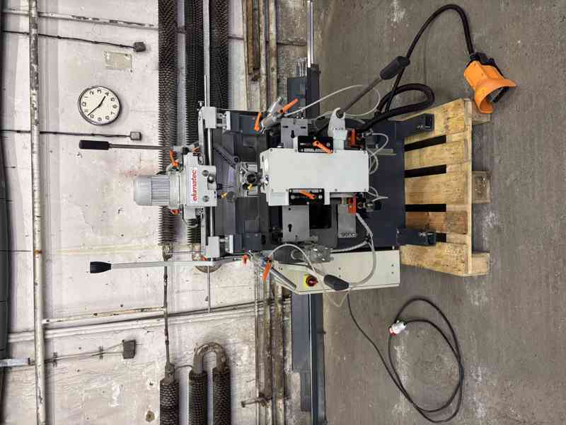 elumatec KF 178/03 Třívřetenová kopírovací fréza  - foto 2