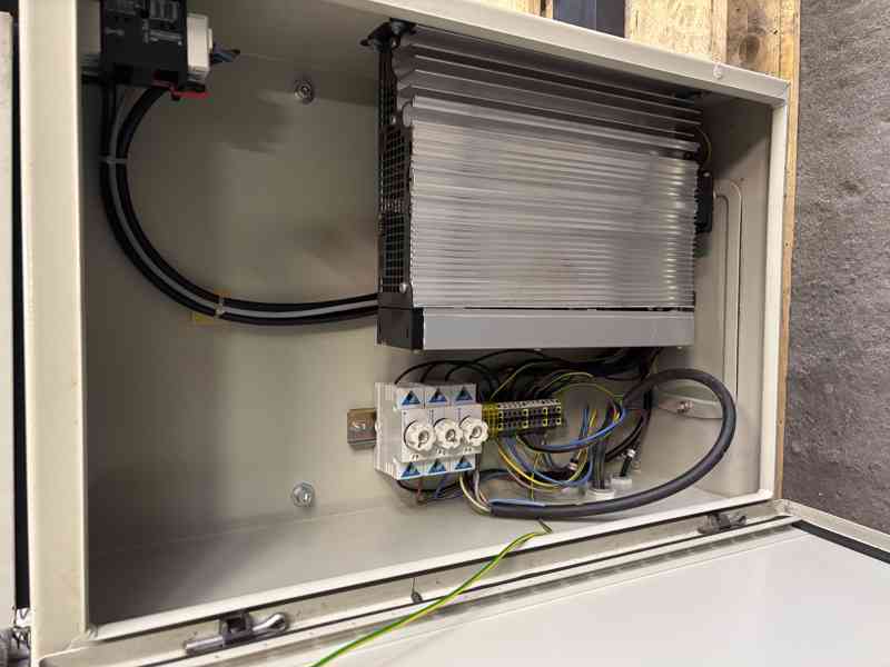 elumatec KF 178/03 Třívřetenová kopírovací fréza  - foto 14