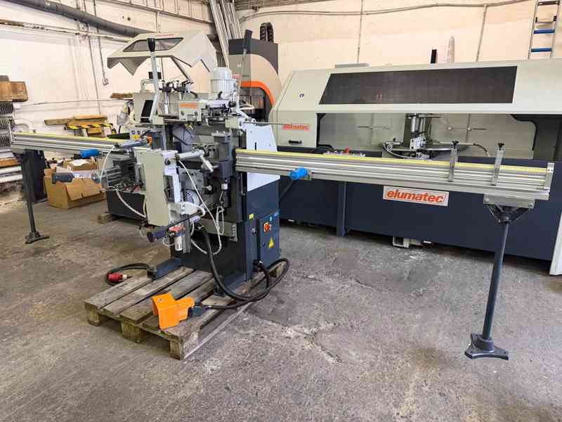 elumatec KF 178 Třívřetenová kopírovací fréza  - foto 3