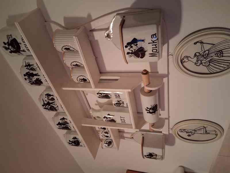 Starožitné porcelánové kořenky  - foto 4