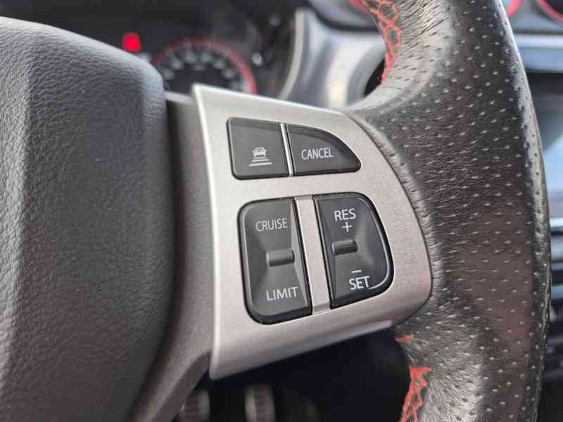 Suzuki Vitara 1.4i S 4x4 benzín 103kw - foto 16