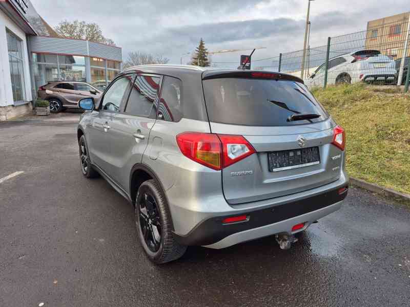 Suzuki Vitara 1.4i S 4x4 benzín 103kw - foto 12