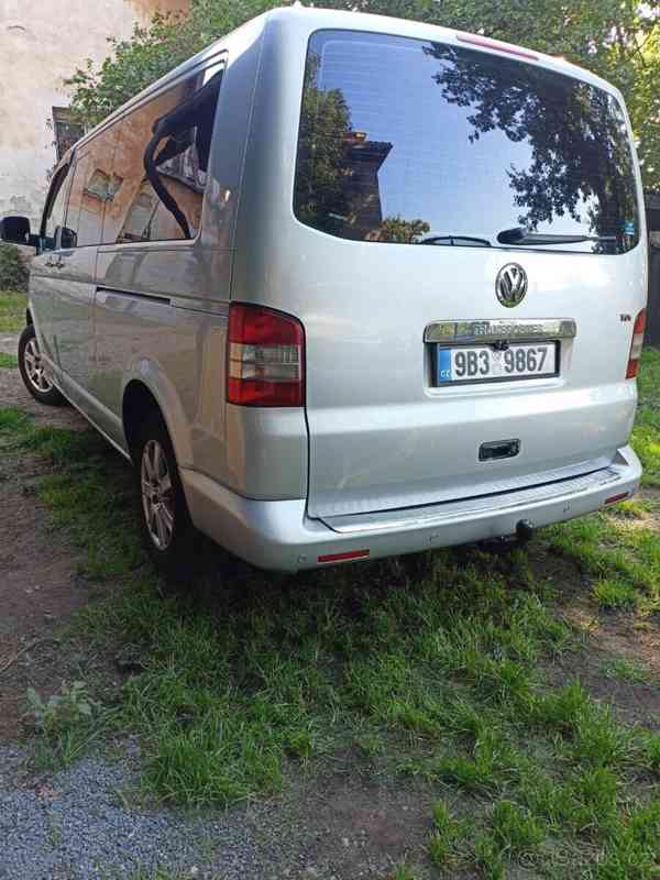 Volkswagen Caravelle 2,5   Karavela T5 - foto 12