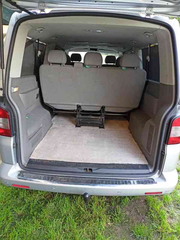 Volkswagen Caravelle 2,5   Karavela T5 - foto 19