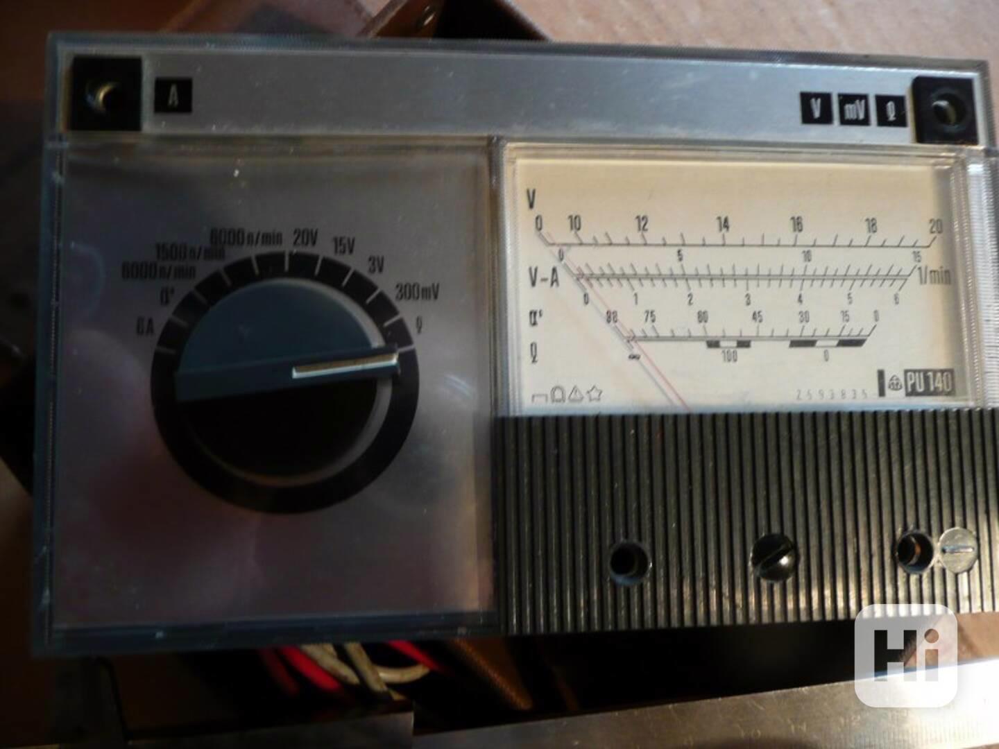 Historický analogový měřící přístroj PU 140 - foto 1