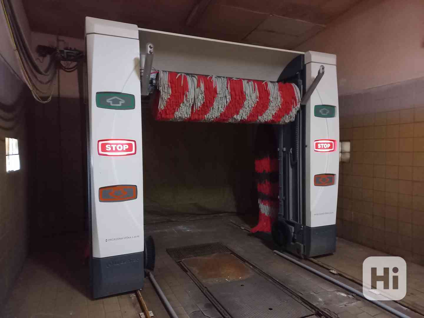 Portálová mycí linka pro osobní automobily WashTec - foto 1