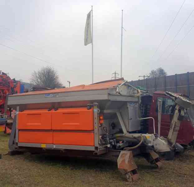 5m3 sypač NEREZ hák kontejner 2.700 ltr solanka nástavba  - foto 2