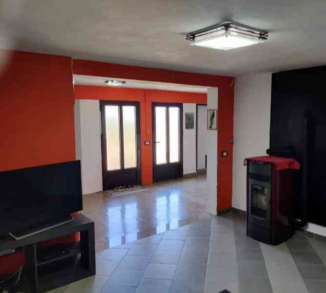 Moderní rodinný dům v blízkosti města Niš - Jižní Srbsko - foto 5