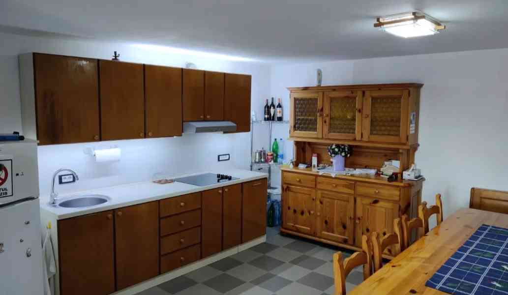 Moderní rodinný dům v blízkosti města Niš - Jižní Srbsko - foto 6