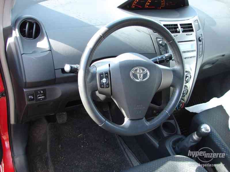 Toyota Yaris 1.0i r.v.2010 KLIMA - foto 5