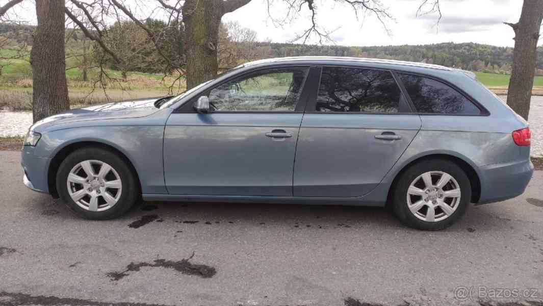 Audi A4 Avant 2,0   B8 - foto 6