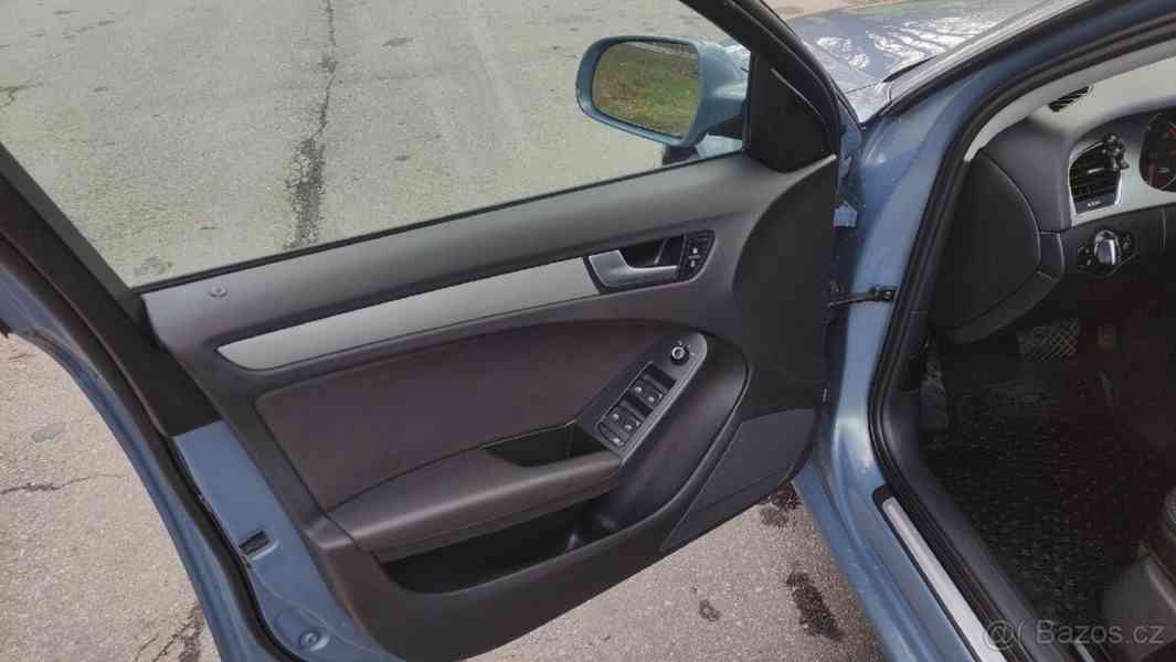 Audi A4 Avant 2,0   B8 - foto 20