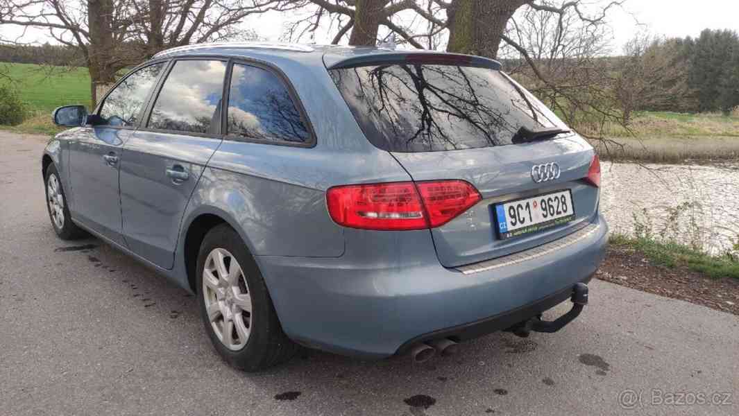 Audi A4 Avant 2,0   B8 - foto 4